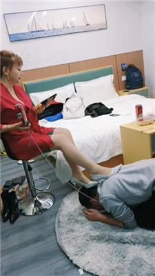 图片[3]_【乐爷】高跟肉丝踩狗/强迫喂食/人肉脚垫/脚插嘴_HD绳艺资源