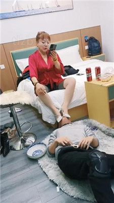 图片[7]_【乐爷】高跟肉丝踩狗/强迫喂食/人肉脚垫/脚插嘴_HD绳艺资源