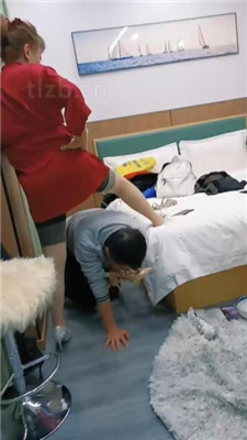 图片[13]_【乐爷】高跟肉丝踩狗/强迫喂食/人肉脚垫/脚插嘴_HD绳艺资源