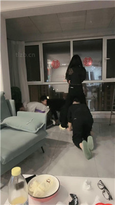 图片[18]_【尤金女皇】模特S-骑狗背暴打三只下贱绳艺学员_HD绳艺资源