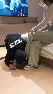 图片[7]_【安利】双S-舔脏鞋臭袜/人体烟灰缸/骑马/赏赐圣水【完整版】_HD绳艺资源