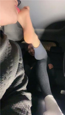 图片[4]_【爱丽丝】车内超臭运动鞋白袜气味辱_HD绳艺资源