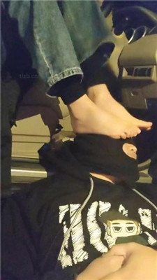 图片[8]_【樱樱】阳台-车内;让贱奴舔雪地靴白袜臭脚【下】_HD绳艺资源