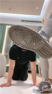 图片[3]_【冷颜】面包酸奶喂食/清理鞋缝/香水辱/圣水/内裤分泌物_HD绳艺资源