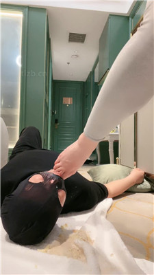 图片[13]_【冷颜】面包酸奶喂食/清理鞋缝/香水辱/圣水/内裤分泌物_HD绳艺资源