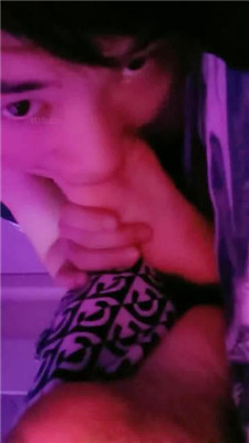 【秋辞情侣】夫奴-近距离裸足恋足舔_HD绳艺资源