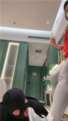 图片[2]_【精神小妹】双S-母畜-喂口水圣水/舔鞋/闻白袜/顶脏鞋【完整版】_HD绳艺资源