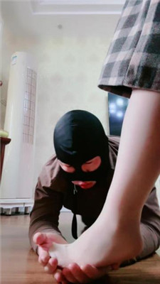 图片[9]_【梦凡】脏短靴重度虐打/肉丝脚狂舔/闻鞋窝_HD绳艺资源