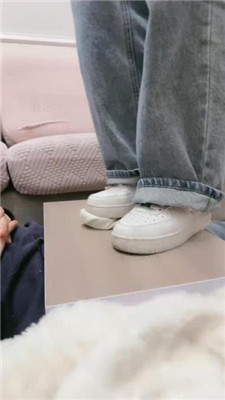 图片[13]_【嘀嘀哒嘀】小白鞋棉袜踩踏喂食/清理脏鞋底/伺候洗漱/骑马_HD绳艺资源