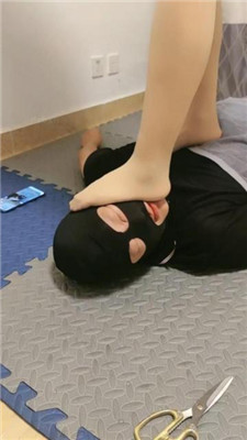 图片[9]_【三亚小归宿】高帮高帮鞋全体重踩踏_HD绳艺资源