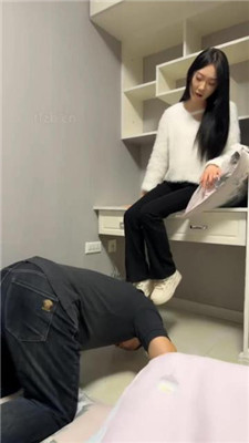 【精神小妹】女神S-运动后白袜辱家奴_HD绳艺资源