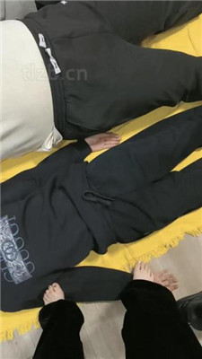 图片[7]_【舞池大人】全体重踩踏三只地毯狗_HD绳艺资源