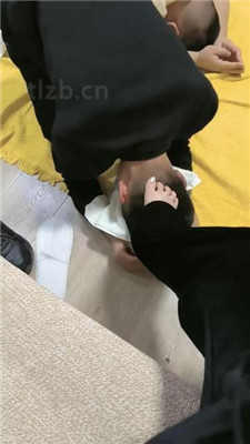 图片[8]_【舞池大人】全体重踩踏三只地毯狗_HD绳艺资源