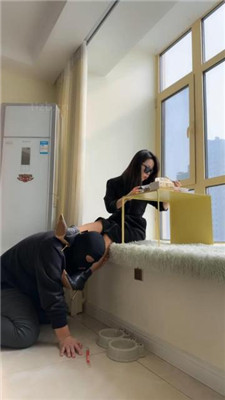 【辣姐】贱奴养成计划-迷恋靴子黑丝美腿_HD绳艺资源