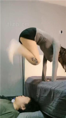 【航儿】艺校学生S-酸臭裸足强迫狗_HD绳艺资源