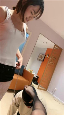 图片[10]_【妈咪酱】绿帽狗做姐妹花的脚下奴_HD绳艺资源