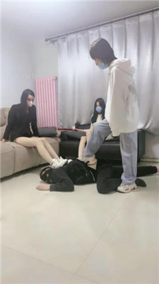 图片[10]_【文文文文】素人3S-运动鞋原味棉袜气味辱/踩踏虐打【四视角版】_HD绳艺资源