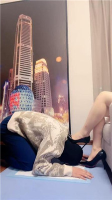 【不期而遇】人鞋当亲妈-全体重踩踏-口水浓痰/耳光_HD绳艺资源