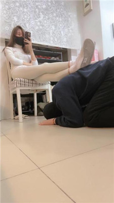 图片[4]_【苒溪】空军一号白棉袜-踩虐家奴_HD绳艺资源