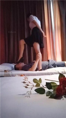 图片[9]_【半糖】美女技师S-踩踏/舔脚舔鞋_HD绳艺资源