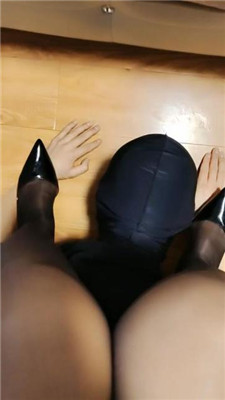 图片[3]_【平凡】恶毒继母-黑丝高跟美腿虐_HD绳艺资源