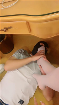 图片[12]_【陈甜女帝】脏短靴物化踩脚垫_HD绳艺资源