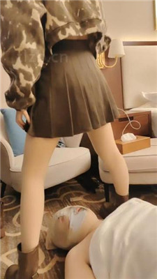 图片[11]_【丫丫】短靴踩踏/喂圣水/耳光/清理臭袜脏鞋底/袜子塞嘴_HD绳艺资源