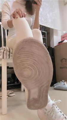 【苒溪】空军一号白棉袜-踩虐家奴_HD绳艺资源