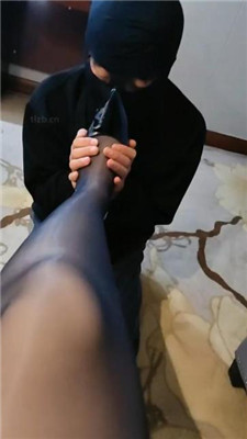 图片[9]_【平凡】骑马转胯/舔卫生巾/口水圣水/脚耳光/黑丝-鞋底诱惑_HD绳艺资源