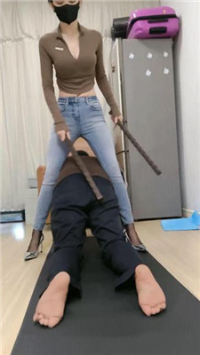 图片[12]_【高难度挑战美学】各种刑具轮番虐-胯下sp/鞋底喂食/高位脚耳光_HD绳艺资源