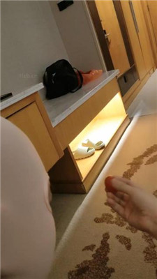 图片[2]_【猫大大】锁链囚禁/踩踏/脚喂食_HD绳艺资源