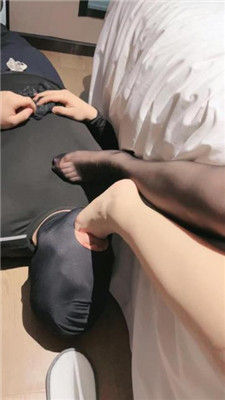 图片[6]_【云斯情侣】舔脚深喉/口水转胯/磕头骑马_HD绳艺资源