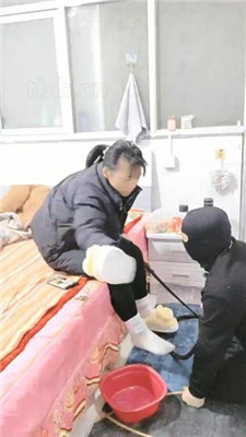 【三公主殿下】绿帽夫奴伺候妻主就寝_HD绳艺资源