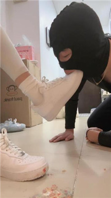 图片[11]_【苒溪】空军一号白棉袜-踩虐家奴_HD绳艺资源