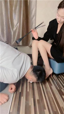 图片[17]_【Lel】嘴叼高跟/踩踏/跪舔肉丝jio_HD绳艺资源