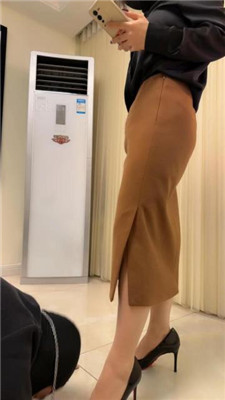 图片[16]_【辣姐】下班后老板给女下属清理脏鞋_HD绳艺资源