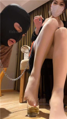 图片[13]_【甜心教主】高跟原味丝袜-近距离诱惑狂舔/圣水泡丝袜_HD绳艺资源