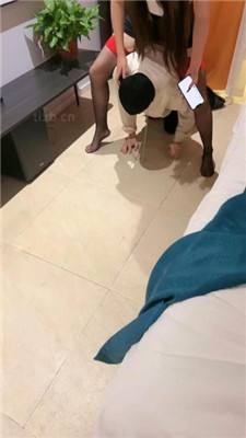 图片[7]_【妈咪酱】绿帽狗做姐妹花的脚下奴_HD绳艺资源