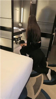 图片[8]_【舞池大大】双奴伺候主人洗漱就寝_HD绳艺资源