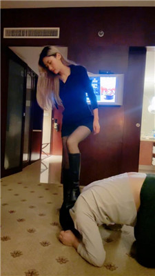 图片[9]_【盛捷】胯下辱夹头/长靴高跟踩虐/踢踹_HD绳艺资源