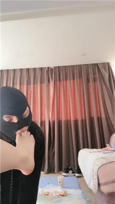 图片[19]_【不期而遇】太监狗-脚喂食/转胯遛狗/清理脚底/暴打狗脑袋_HD绳艺资源