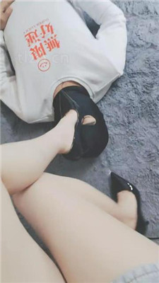 图片[2]_【灵竹】高跟裸足碾压踩/恋足舔_HD绳艺资源