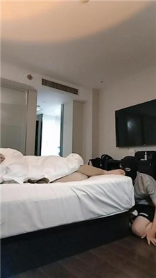 图片[2]_【米小唐】伺候跪舔主人的白袜jio_HD绳艺资源