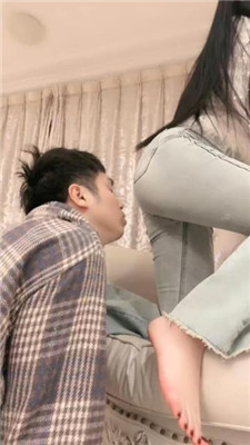 图片[18]_【桃幼幼】狂舔休闲板鞋/踢踹虐打/近距离恋足舔【完整版】_HD绳艺资源