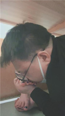 图片[2]_【盛捷绳艺导师】桌底视角伺候主人吃饭【续集】_HD绳艺资源