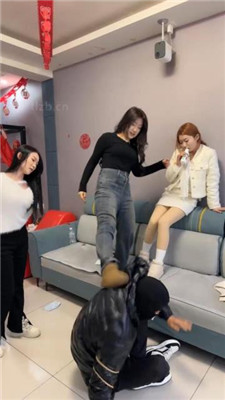 图片[6]_【精神小妹】校园高难度挑战-素人4S学生-高难度挑战踢踹【上】_HD绳艺资源