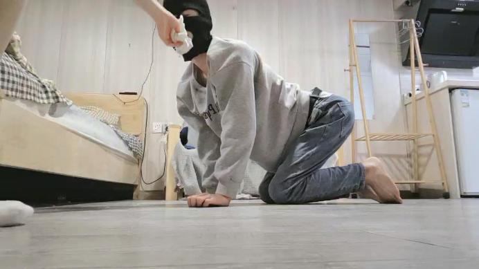 图片[5]_【yukis】小白鞋白袜玩虐_HD绳艺资源