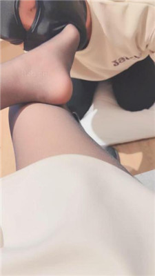 图片[11]_【赵奈奈】长靴黑丝训练狗舌/踩脖插嘴/人体座椅_HD绳艺资源