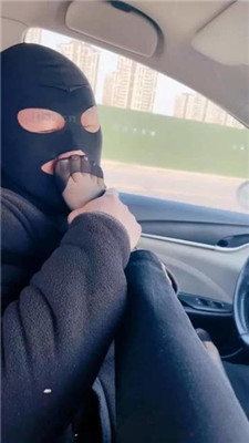 图片[2]_【小妮】车内让司机舔闻原味jio_HD绳艺资源