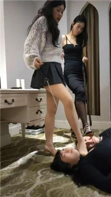 图片[13]_【月炎】双S-交换男友虐-狗链遛狗/高跟踩踏/丝袜jio捂脸/骑马_HD绳艺资源